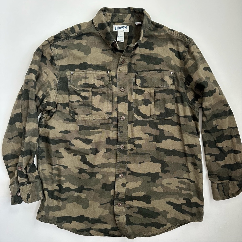 Duluth Trading Co Men’s Camo Magnetic Pocket Shirt L